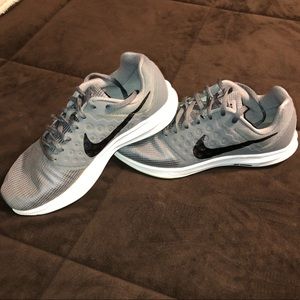 Nike Downshifter 7 Athletic Shoes—Men’s size 7.5